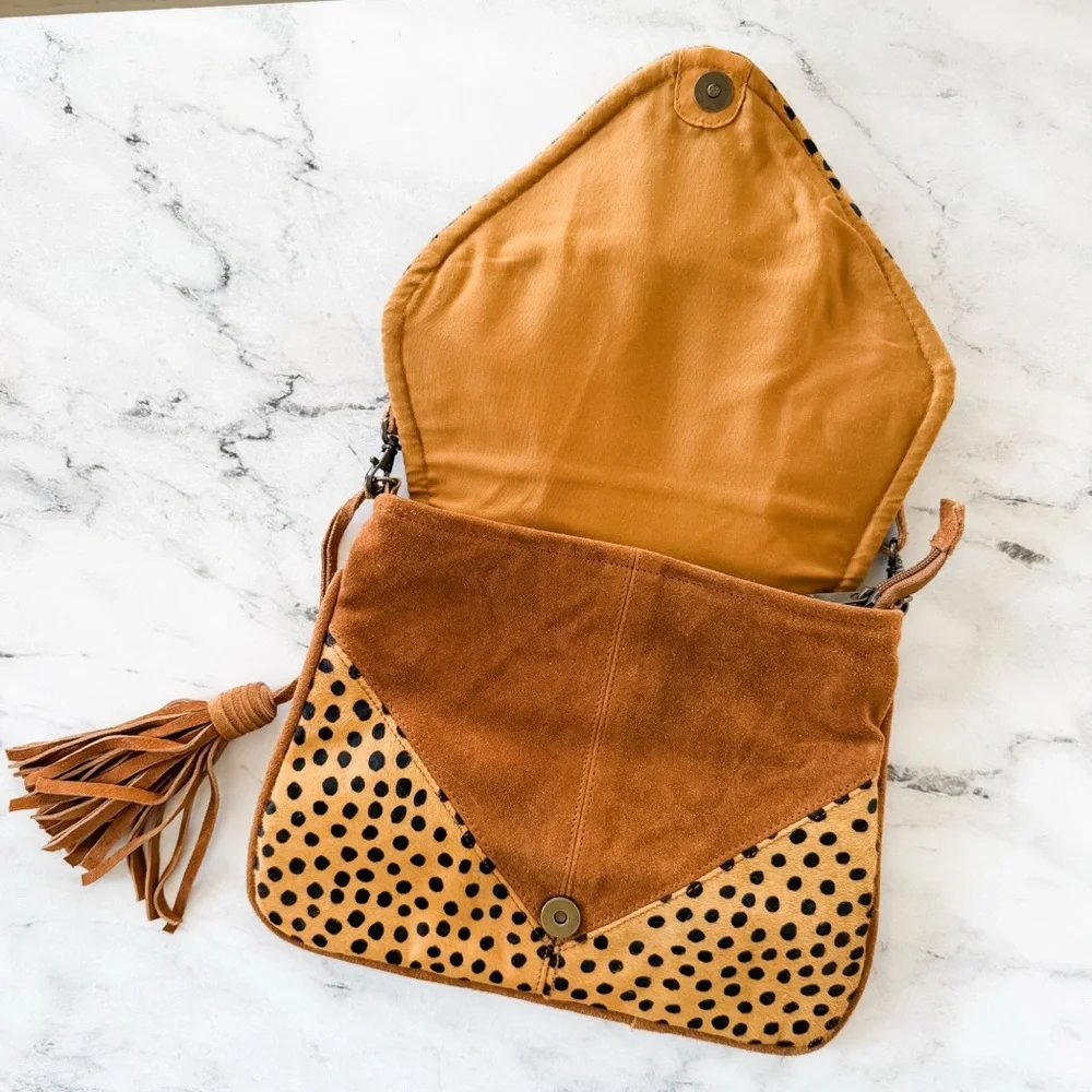 Crosstree Lane Womens Leather & Calf Hair Cheetah Print Purse - Picture 2 of 8